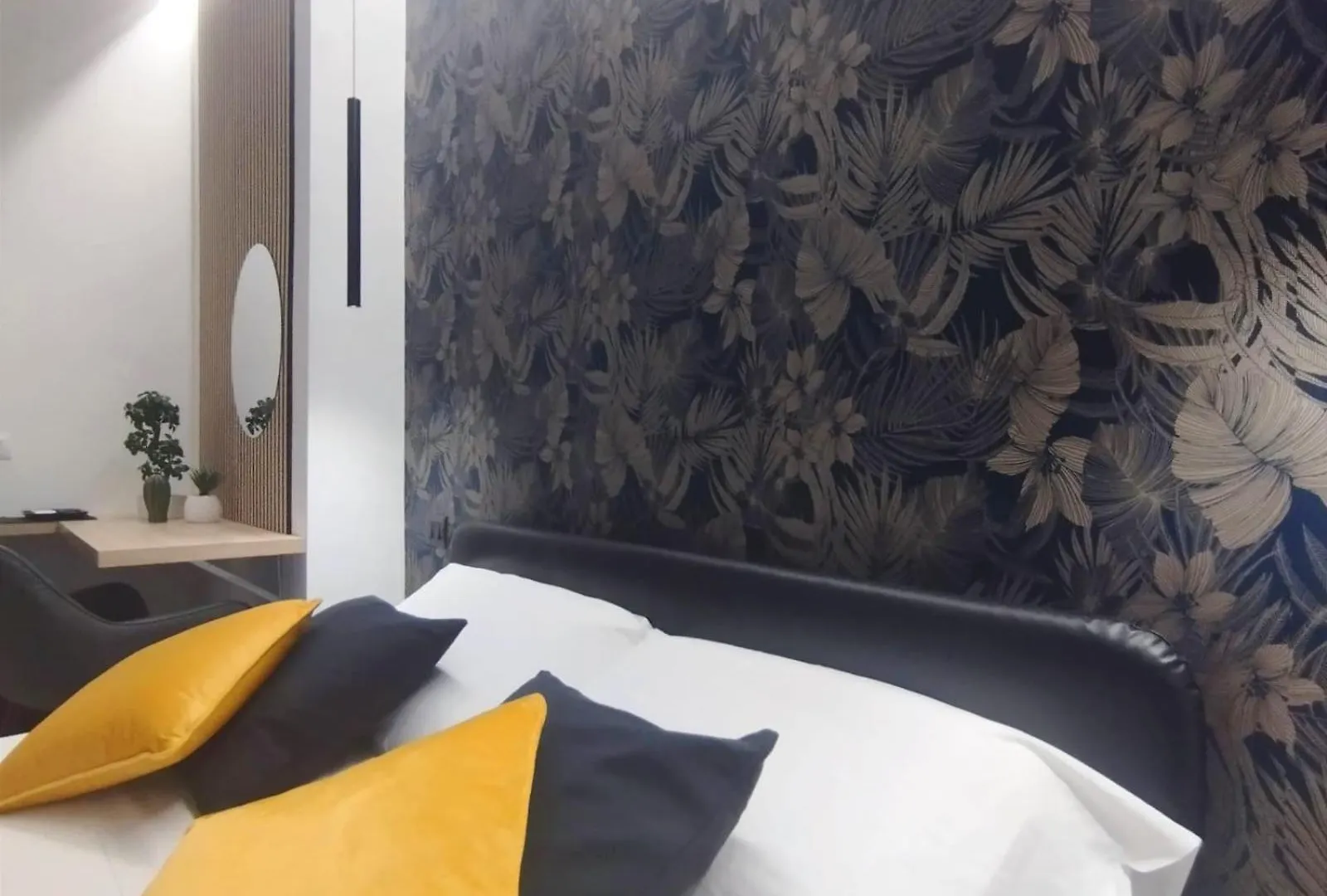 Agatha Modern Elegant Rooms Sant'Agata di Militello 0*,  Italy